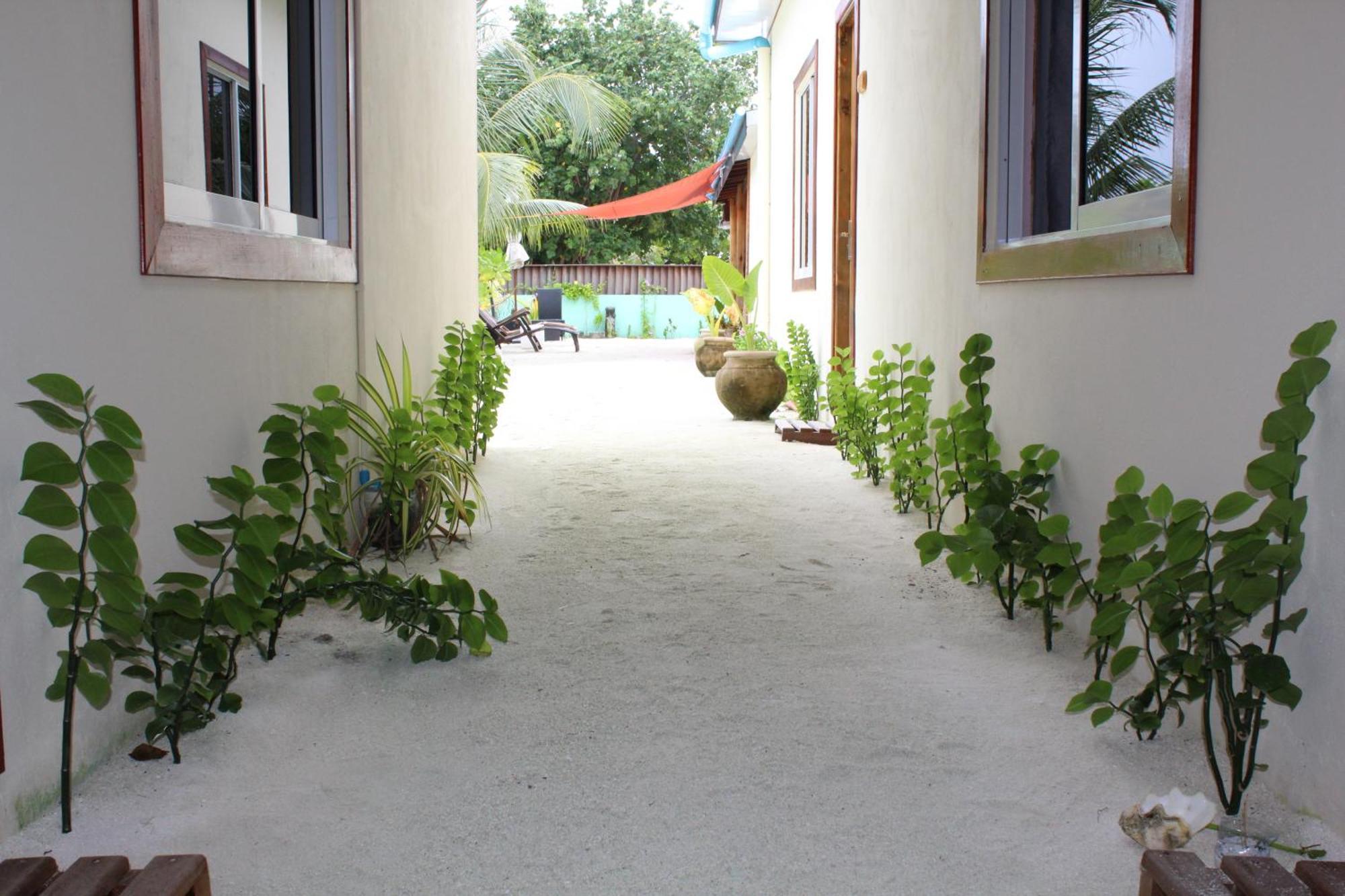 Mamello Beach Club Maldives Feridhoo Екстериор снимка