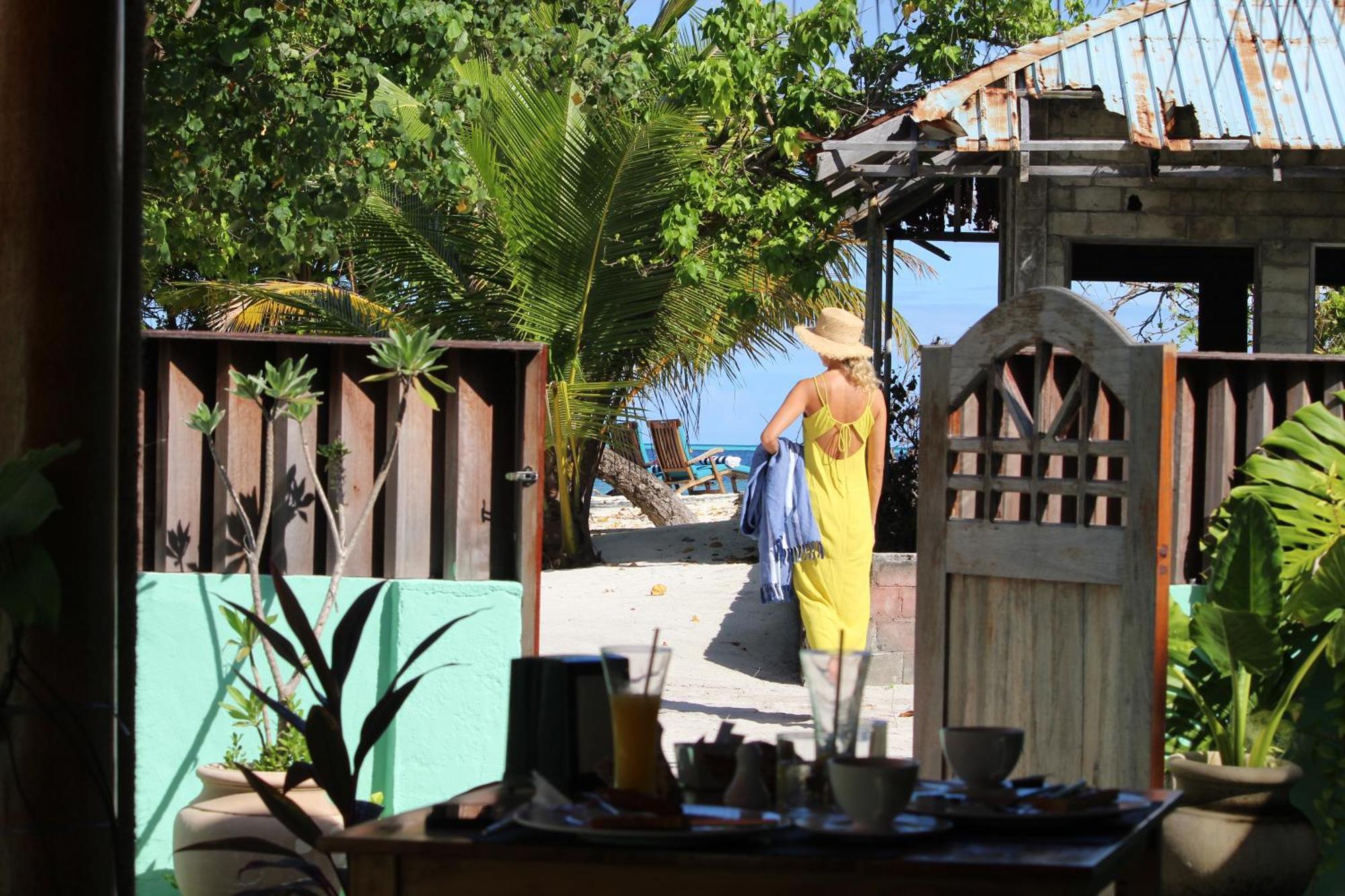 Mamello Beach Club Maldives Feridhoo Екстериор снимка